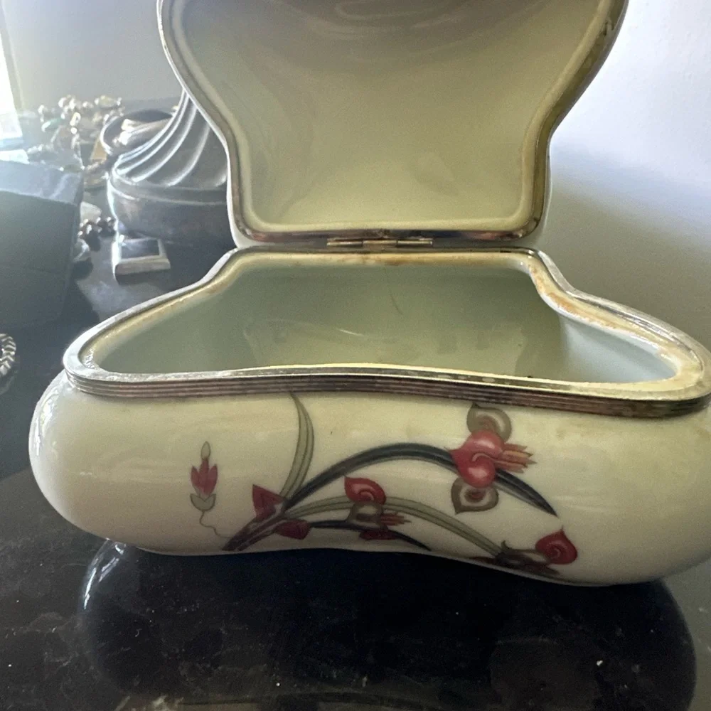 Neiman Marcus Vintage Butterfly Porcelain Trinket Box